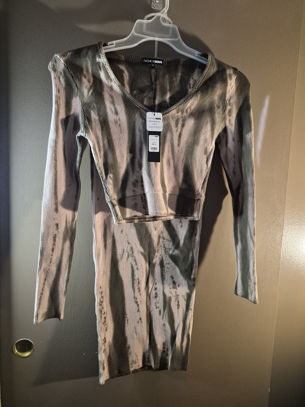 Fashion Nova Women's Green Tie-Dye Ribbed Long Sleeve Dress